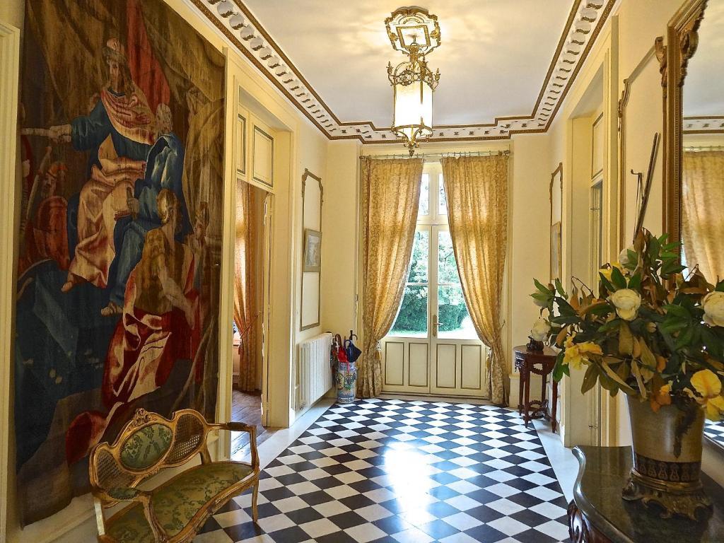Chateau Les Vallees Tournon-Saint-Pierre Luaran gambar